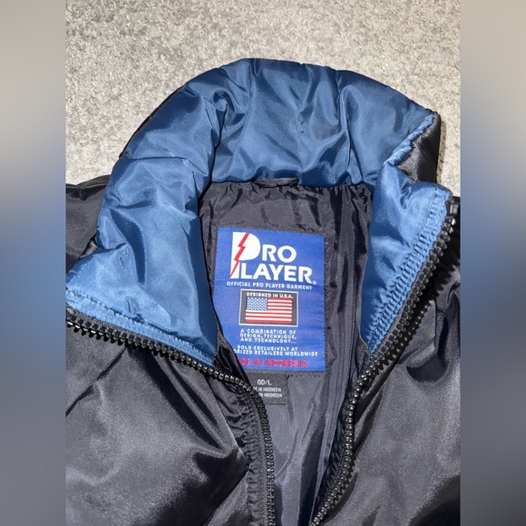 Dallas cowboys puffer jacket - Picture 3 of 5